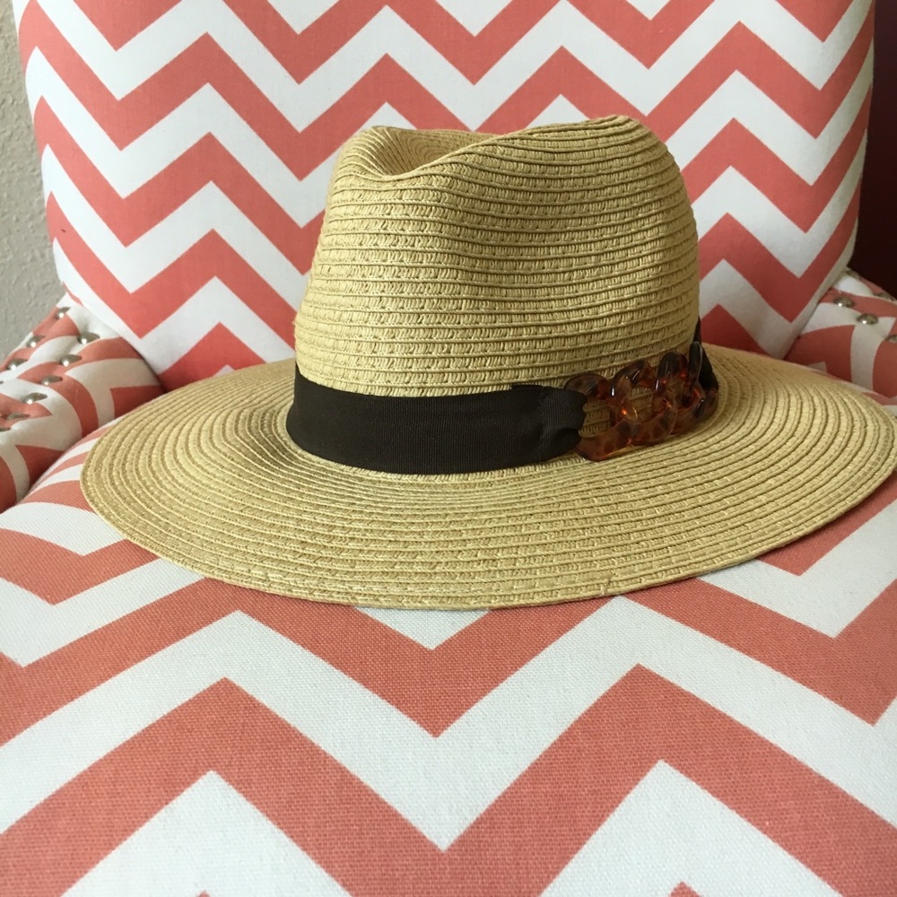 NWT, Kelly & Katie hat